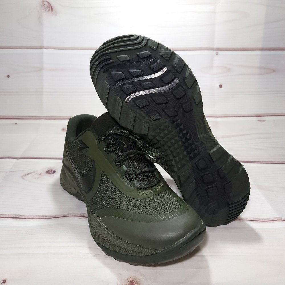 Nike React SFB Carbon Low Men’s Elite Outdoor Shoes - Size 9 - CZ7399-330